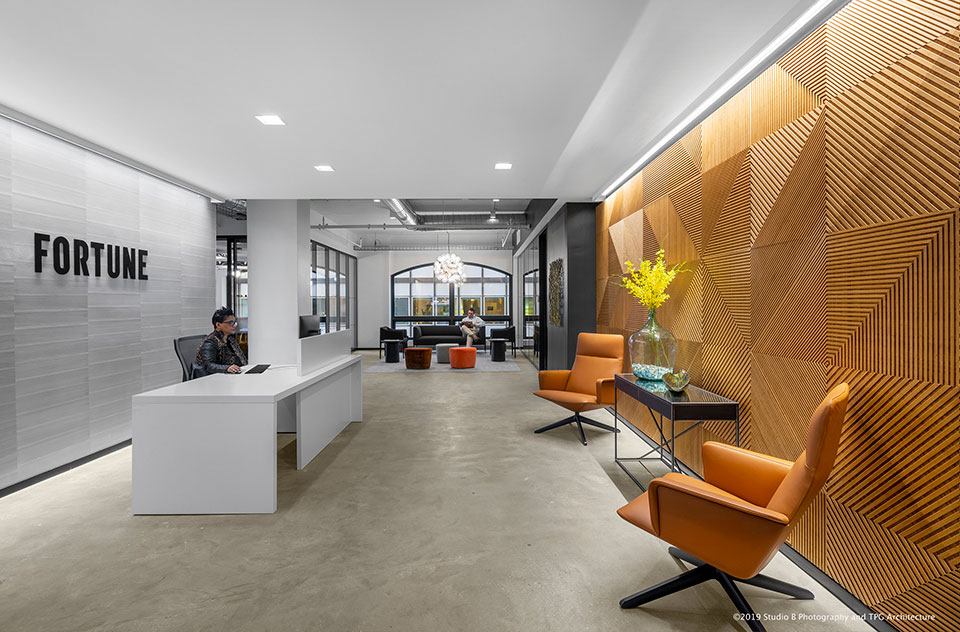 Fractal® bamboo wall panel installation at Fortune Magazine - Plyboo.com